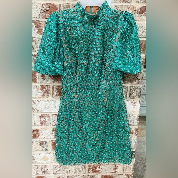 Queen Of Sparkles Poof Sleeve Sequin Dress - Picture 4 of 4